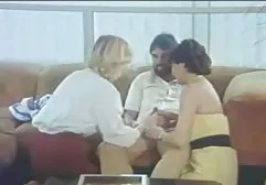 Développez un endroit film complet porn streaming et frottez-le avec du sperme.
