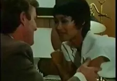 Asa Akira donne film porno marocain complet une bite dure dans son anus