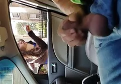 La maîtresse a malaxé la largeur des athlètes et a couvert film porno amateur complet les chapeaux poilus sur le sol.