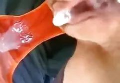 Il était heureux avec ses doigts sur la video porno francais complet chaise lui-même.
