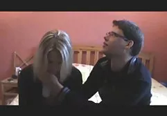 Dans les escaliers, video porno film complet une fille en sous-vêtements suce son pénis jusqu'au bout.