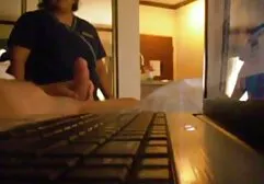 Livré avec un homme dans un bar film xxx porno complet sans culotte