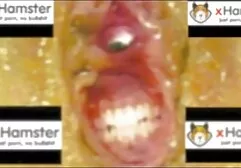 Donne-moi des fleurs et film gratuit entier porno tire sur la bite adulte.